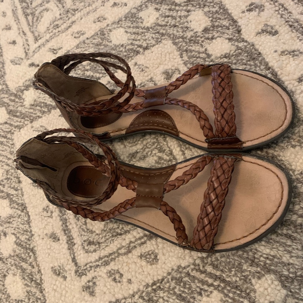 b.o.c. Leather Braided Sandals Size 8
